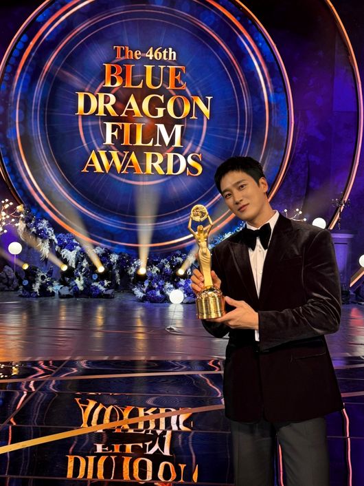 AM엔터테인먼트 제공