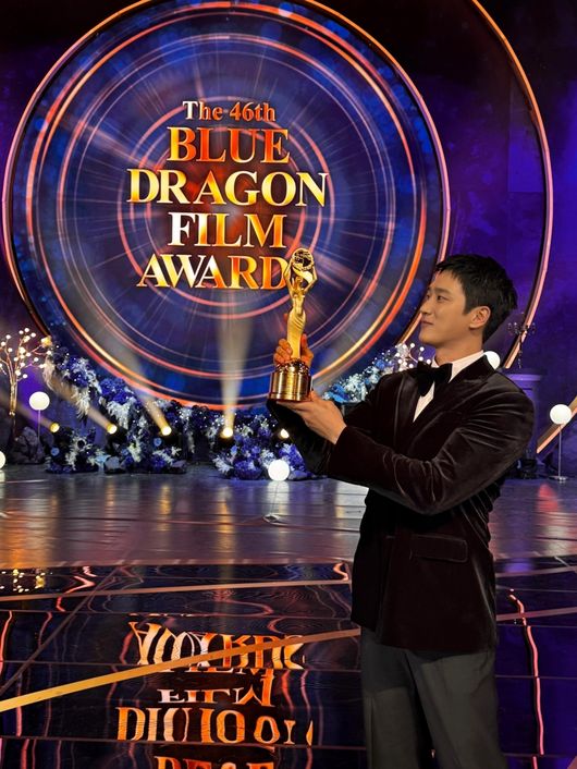 AM엔터테인먼트 제공