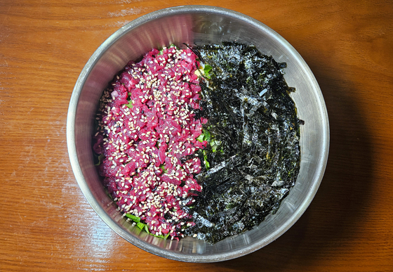 영암 매력한우 기찬랜드 명품관의 육회 비빔밥. 손민호 기자