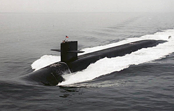 24발의 잠수함발사탄도미사일(SLBM)을 운용하는 미국의 오하이오급 전략핵잠수함. 핵추진으로 움직이기는 하나 공격용 핵추진잠수함(SSN)과 별개의 무기다. 핵이라는 단어 때문에 종종 혼동하는 이들이 있다. 위키피디아