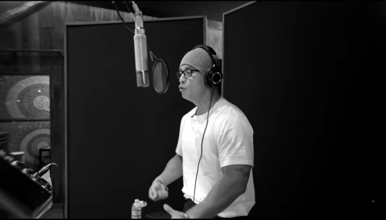 유승준이 저스디스 신곡 '홈 홈' 피처링에 참여했다. 사진 저스디스 유튜브 캡처