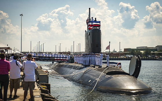한국형 핵추진잠수함(SSN)의 벤치마킹 대상으로 거론되는 미국의 버지니아급 잠수함. 장시간 적성국의 전략핵잠수함(SSBN)을 잠항 감시하며 유사시 공격하는 역할을 담당한다. 위키피디아