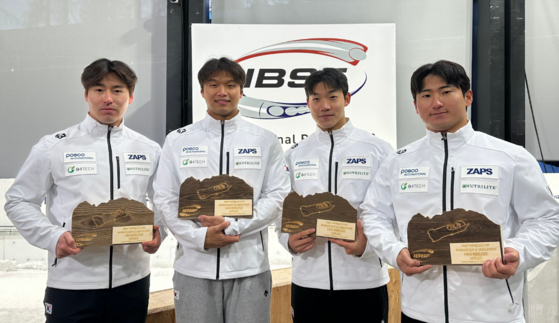 한국 봅슬레이 4인승 사상 첫 메달을 따낸 김진수팀. 사진 대한봅슬레이스켈레톤경기연맹