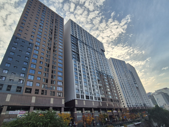 세운지구에서 2023년 완공된 ‘힐스테이트 세운센트럴’ 1ㆍ2단지의 모습. 한은화 기자 