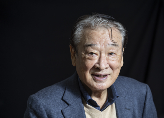 고 이순재의 활동 범위는 세대를 뛰어 넘었다. 단일한 캐릭터를 고집하지 않고 시대의 변화에 따라 새로운 얼굴로 역할을 소화해 왔다. 권혁재 기자