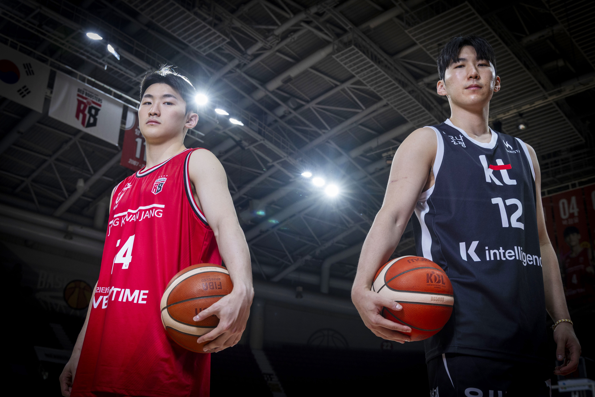 안양 정관장 문유현(왼쪽)과 수원 KT 문정현 형제. 장진영 기자