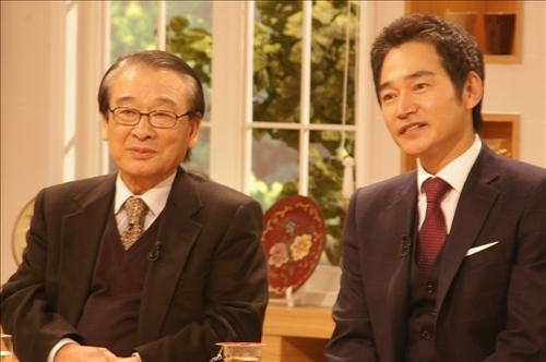 '지붕뚫고 하이킥'에서 호랑이 장인과 그 앞에서 벌벌 떠는 나약한 사위로 호흡을 맞춘 이순재와 정보석. 두 사람이 처음 만난 작품은 1987년 KBS '사모곡'이다. 사진 SBS