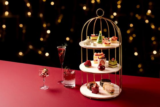 롯데호텔 서울이 특별 메뉴를 포함한 ‘머스트 비 스트로베리’ 프로모션을 진행한다. 사진 롯데호텔 서울