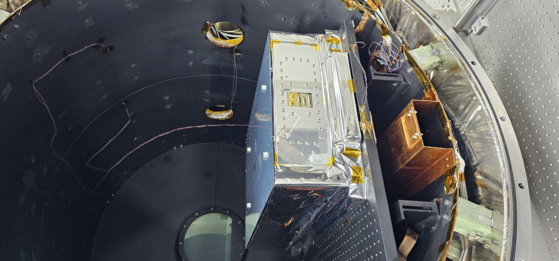 차세대중형위성 3호에 설치된 ‘바이오 캐비닛’. 우주에서 3D 프린터로 생체 조직을 만들고 줄기세포를 키우는 실험을 한다. 사진 우주항공청