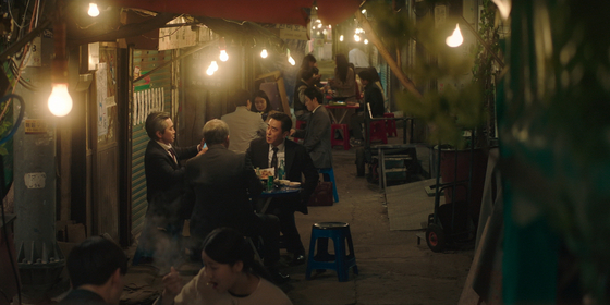 김 부장 단골 술집의 풍경은 을지로4가 뒷골목에서 촬영했다. [사진 JTBC]