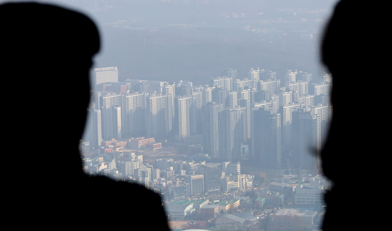 30일 수도권에 미세먼지 농도가 '나쁨' 수준을 보였다. 뉴스1