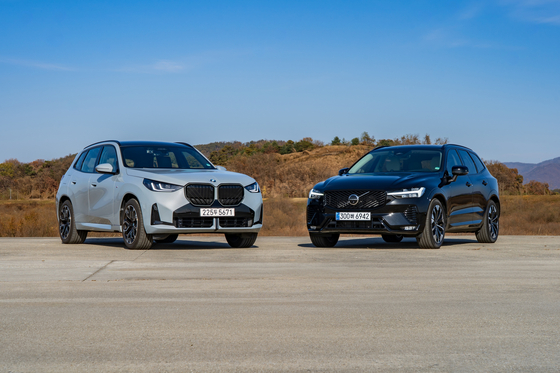 BMW X3(왼쪽)와 볼보 CX60.