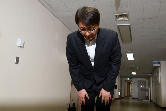 박대준 쿠팡 대표가 30일 정부서울청사에서 대규모 개인정보 유출 사고에 대해 공개 사과하고 있다. 연합뉴스