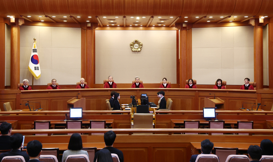 김상환 헌법재판소장이 지난달 27일 오후 서울 종로구 헌법재판소 심판정에서 윤석열 전 대통령이 오동운 뉴스1