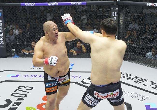 허재혁은 오는7일 서울 장충체육관에서 개최되는 굽네ROAD FC 075에서 김남신과 종합격투기로 대결한다. / 로드FC
