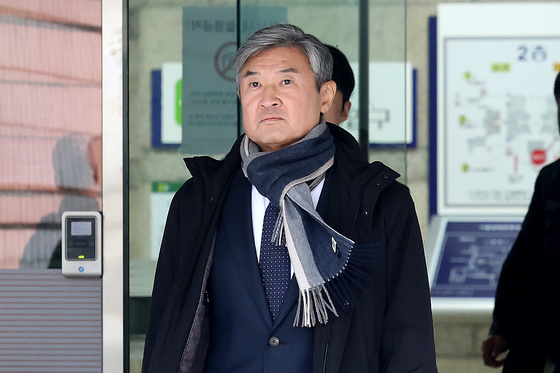 조태용 전 국가정보원장이 지난 11일 오후 서울중앙지방법원에서 열린 구속 전 피의자 심문(영장실질심사)를 마치고 법원을 떠나고 있다. 장진영 기자
