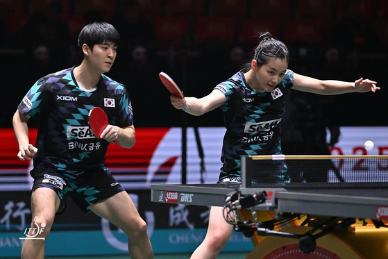 ITTF 혼성단체 월드컵에 출전한 한국의 박강현-김나영 조가 미국 선수들을 상대로 완승을 거뒀다. 사진 ITTF SNS 캡처