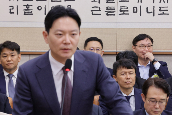 박상용 법무연수원 교수가 지난 10월 14일 서울 여의도 국회 법제사법위원회에서 열린 법무부 등에 대한 국정감사에서 대북 송금 사건을 수사 관련 증언을 하고 있다. 2025.10.14/뉴스1