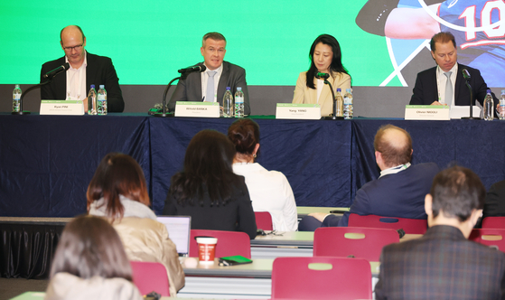 3일 오전 부산 해운대구 벡스코 제1전시장 프레스룸에서 세계도핑방지기구(WADA)의 기자회견이 진행되고 있다. 연합뉴스