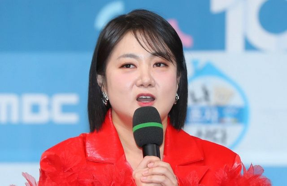 방송인 박나래. 박나래씨 측은 의료법 위반 의혹 행위 등을 부인했다. 뉴시스 