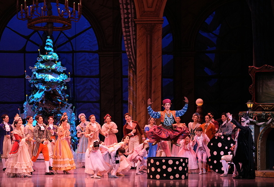 유니버설발레단 작품은 초연에 충실했다. [사진 유니버설발레단]