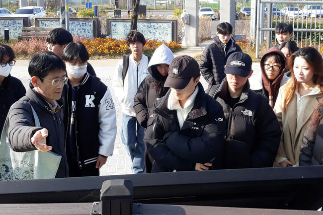 우석대 교양대학과 전북학연구센터가 협력해 추진한 ‘전북학 대학 교육사업’이 성공적으로 마무리됐다. / 우석대