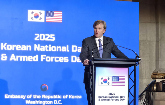 엘브리지 콜비 미국 국방부 정책담당 차관이 지난달 14일(현지시간) 미 워싱턴 DC 앤드루 멜론 오디토리움에서 주미한국대사관 주최로 열린 한국 국경일 및 국군의날 행사에서 축사를 하고 있다. 워싱턴=김형구 특파원
