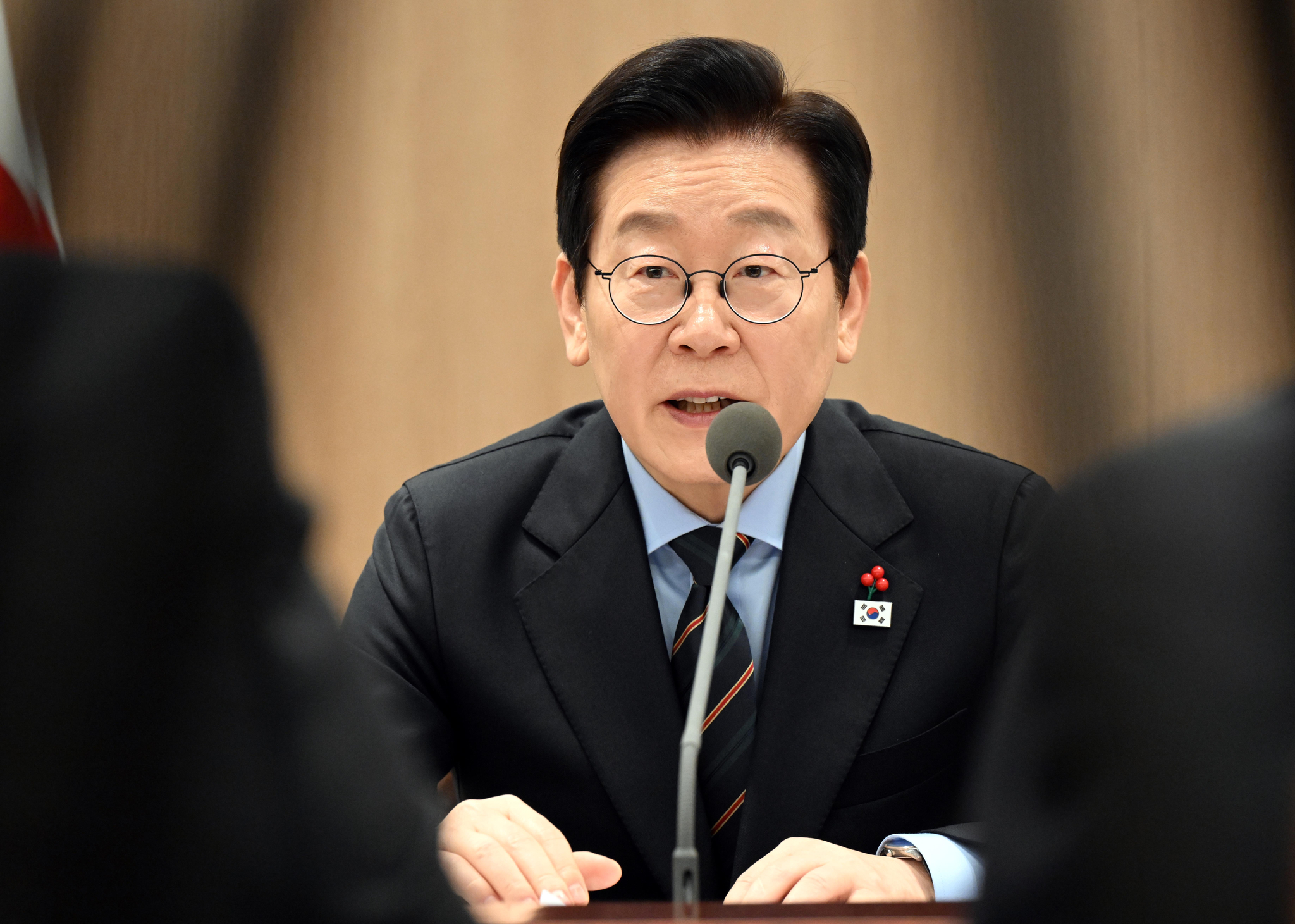 이재명 대통령이 10일 용산 대통령실에서 제6차 한-태평양도서국 외교장관회의 참석을 위해 방한한 태평양도서국 외교장관 일행을 접견해 모두발언을 하고 있다. 연합뉴스