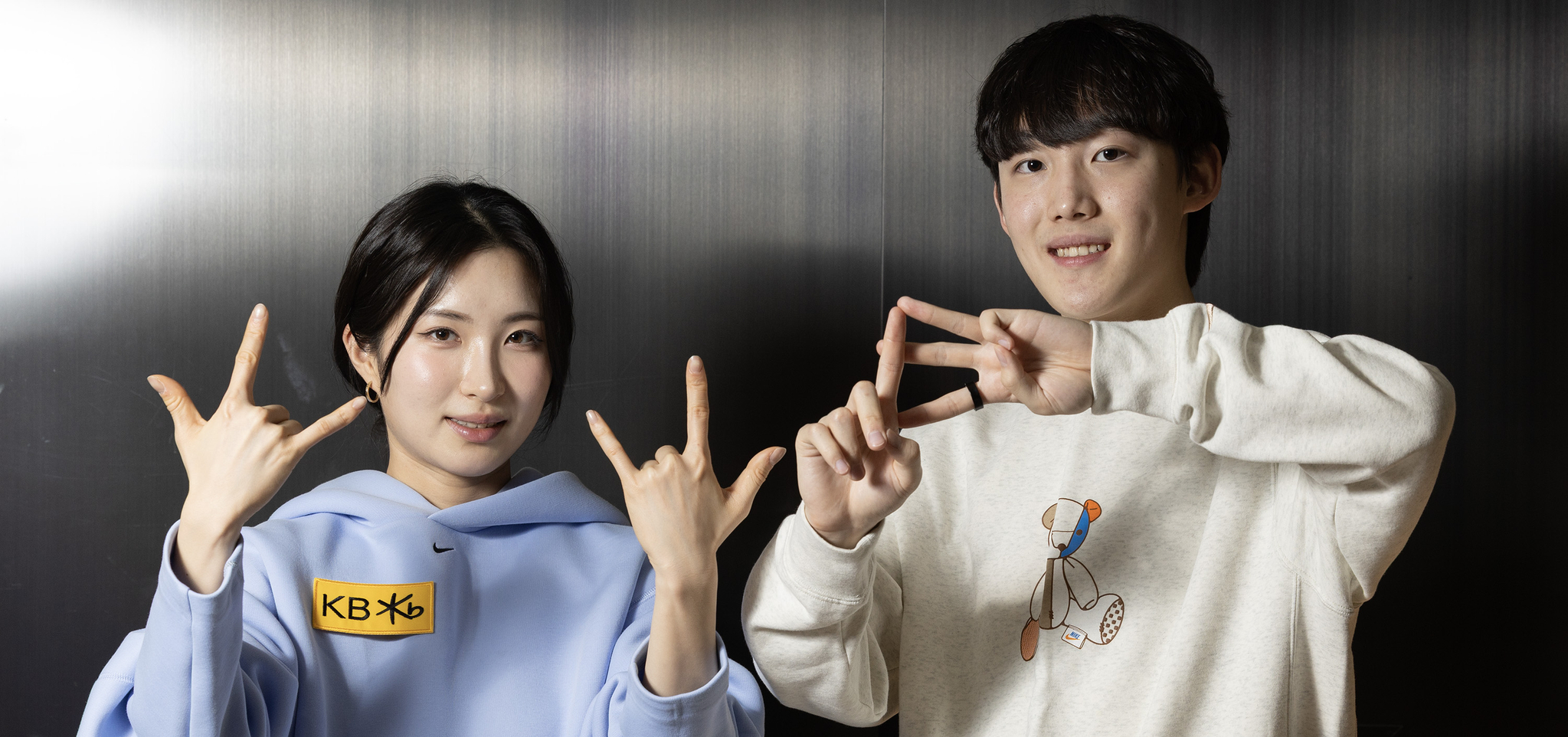 한국 쇼트트랙 대표팀 남녀 에이스 김길리(왼쪽)와 임종언. 전민규 기자