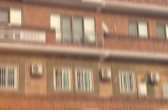 지난 3일 발생한 '창원 모텔 흉기 난동' 사건 피의자인 20대 남성 A씨가 거주지로 신고한 경남 창원의 한 고시원 모습. 하지만 A씨는 지난달 19일 이곳에 이사 온 뒤, 사실상 거주하지 않은 것으로 파악됐다. 사진 독자