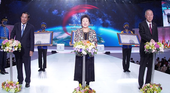 통일교는 2022년 2월 13일 '한반도 평화 서밋' 행사를 앞두고 이재명 대통령과 미국 주요 인사의 회담을 추진했다. 특히 그 비용을 통일교 측에서 부담하겠다는 계획을 세웠다. 사진 한반도평화서밋 조직위원회