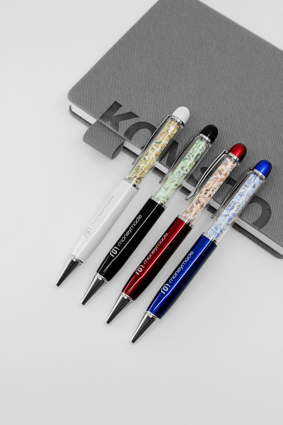 한국조폐공사가 만든 돈 볼펜. 사진 한국조폐공사