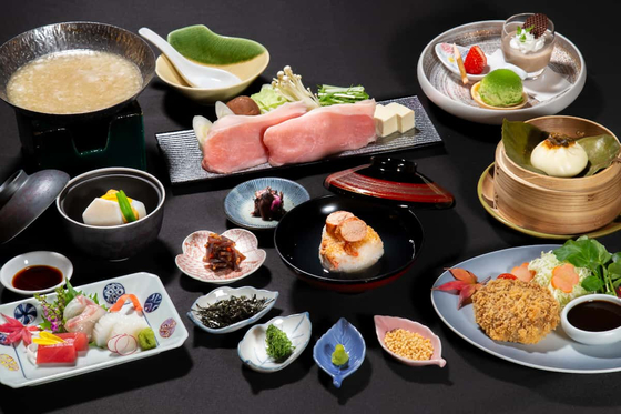 일본의 한 호텔에서 판매중인 '사나카츠 런치'. 사진 나라로열호텔 홈페이지