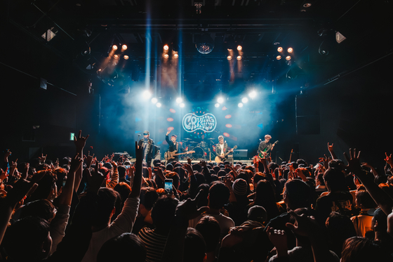 '너트30' 무대에 선 크라잉넛. [사진 캡틴락컴퍼니]