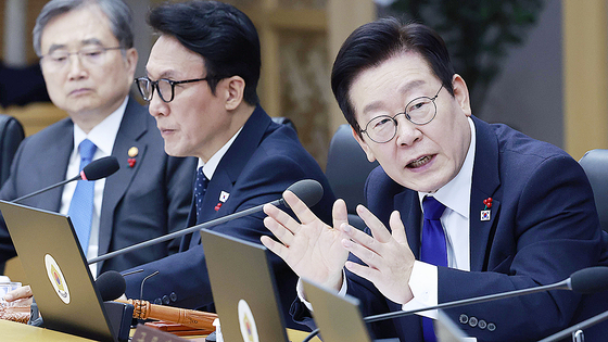  이재명 대통령이 16일 정부세종청사에서 열린 국무회의에서 발언하고 있다. 연합뉴스