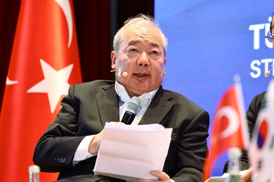 김병기 고려대 국제대학원 국제정책포럼 이사장이 15일 서울 고려대 국제관에서 ‘한ㆍ튀르키예 대화’ 행사에서 발언하고 있다. 김종호 기자 20251215