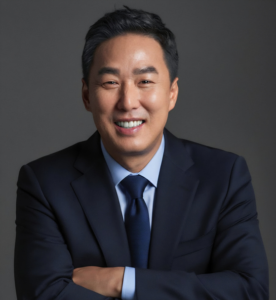 윤인구 대한민국 제헌국회의원유족회 회장(KBS 아나운서).