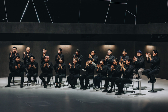김학민·김은지 PD에 따르면 ‘흑백요리사2’는 흑·백 계급 간의 ‘요리 서바이벌’이라는 본질을 우위에 두고 연출했다. [사진 넷플릭스]