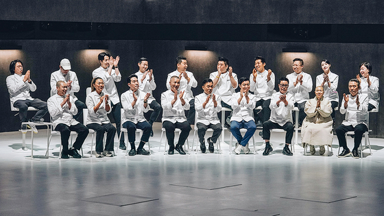 김학민·김은지 PD에 따르면 ‘흑백요리사2’는 흑·백 계급 간의 ‘요리 서바이벌’이라는 본질을 우위에 두고 연출했다. 사진 넷플릭스