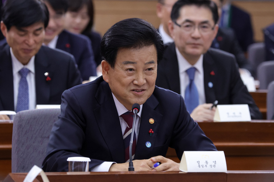 정동영 통일부장관이 19일 서울 종로구 정부서울청사 별관에서 열린 외교부(재외동포청)·통일부 업무보고에서 발언을 하고 있다. 대통령실사진기자단