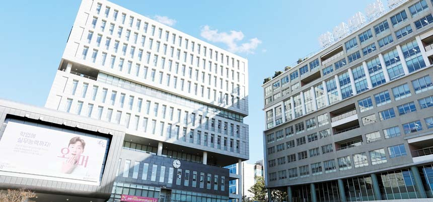 한성대 정시에선 고교 문·이과 교차지원을 허용해 학생들은 적성에 맞는 전공을 제한 없이 선택할 수 있다. [사진 한성대]