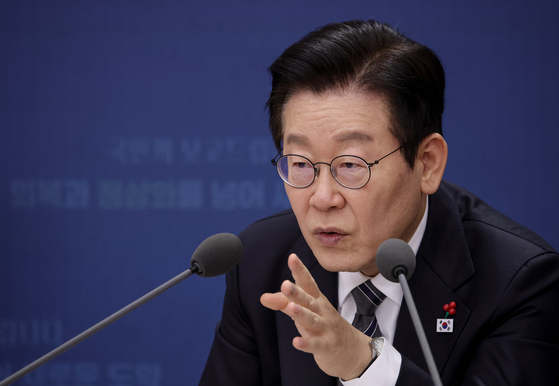 이재명 대통령이 19일 정부서울청사 별관에서 열린 금융위원회·공정거래위원회 업무보고에서 발언하고 있다. 대통령실사진기자단