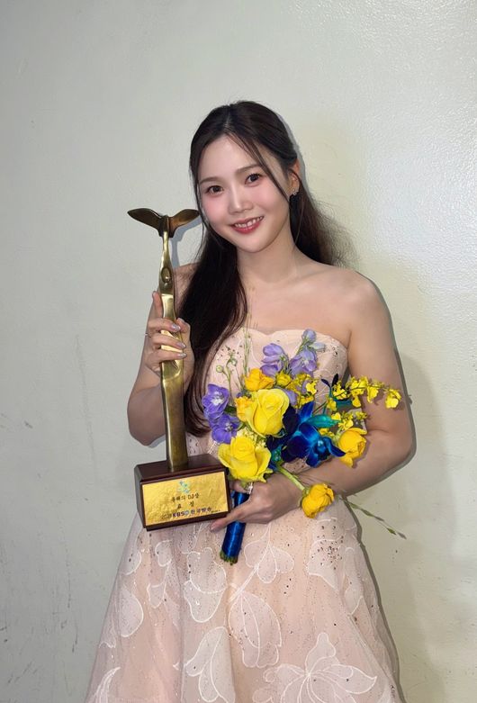 WM엔터테인먼트 제공