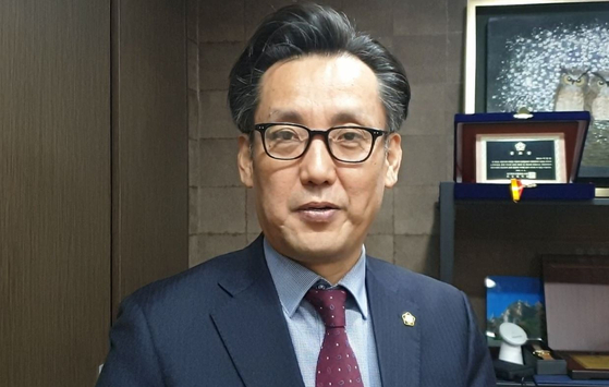 이임성 전 대한변협 총회 의장이 지난 2023년 3월 13일 중앙일보와 의장 취임 인터뷰를 했다. 전익진 기자 