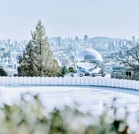 감성 명소로 자리 잡은 아이스링크. [사진 그랜드 하얏트 서울]