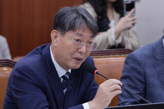 이춘석 의원이 지난 10월 국회 외교통일위원회 국정감사에서 발언하는 모습. 뉴스1