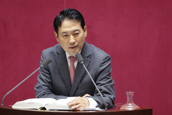 장동혁 국민의힘 대표가 22일 서울 여의도 국회에서 열린 제430회국회(임시회) 제2차 본회의에서 '12·3 윤석열 비상계엄 등에 대한 전담재판부 설치 및 제보자 보호 등에 관한 특별법안(대안)에 대한 수정안'에 대한 무제한 토론(필리버스터)을 하고 있다. 뉴스1