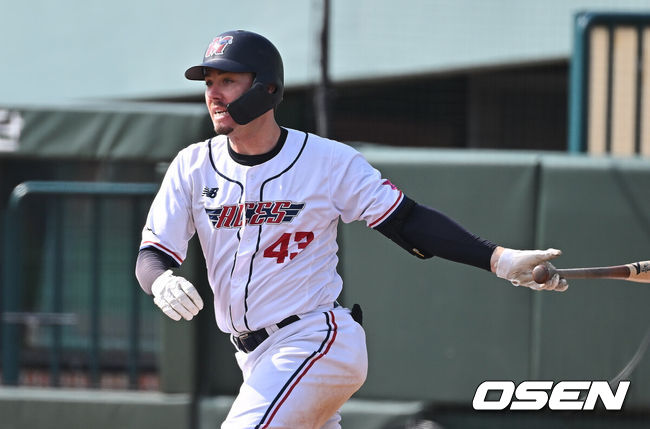 [OSEN=울산, 이석우 기자] 멜버른 에이시스 제러드 데일 051 2025.10.31 / foto0307@osen.co.kr