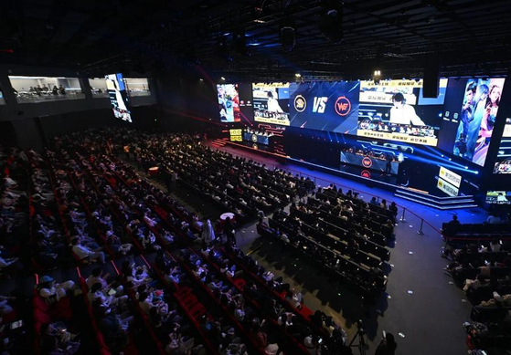 베이징 차오양(朝陽)공원에 위치한 '웨이보IN' 경기장에서 지난 3월 8일 첫 경기가 열렸다. 신화통신