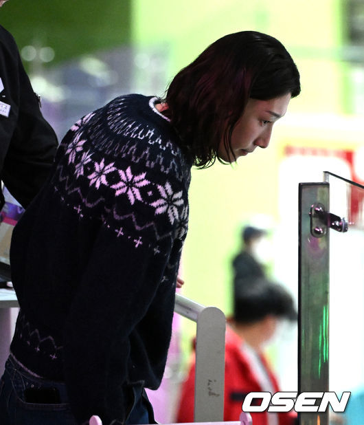 끝까지 친정팀에 기 불어넣은 배구여제, 팀과 팬에게 크리스마스 선물 했어요